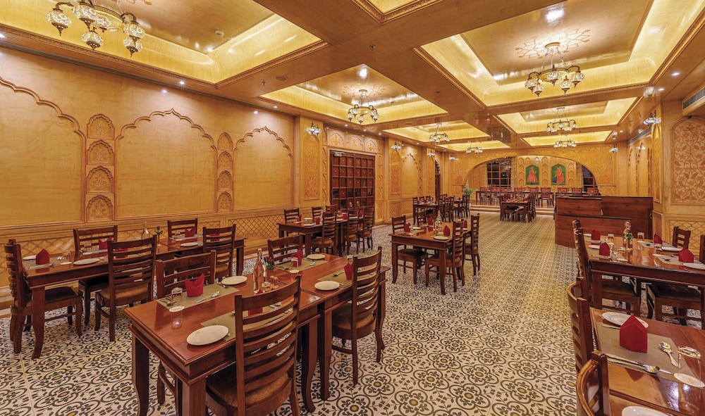R Chandras Palace 32/42