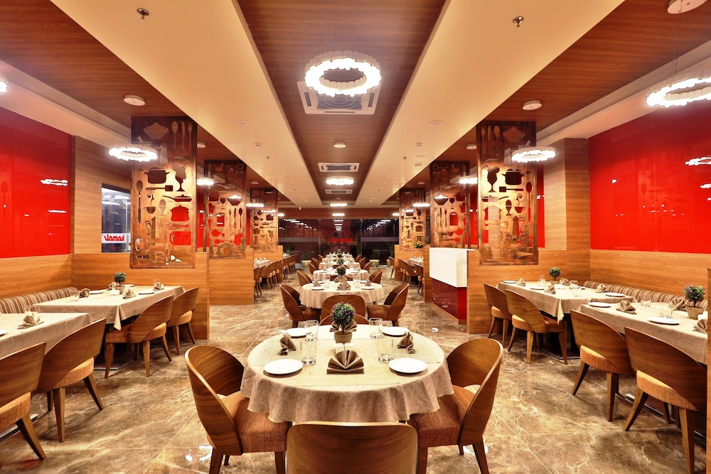 Vits Devbhumi Hotel 39/50