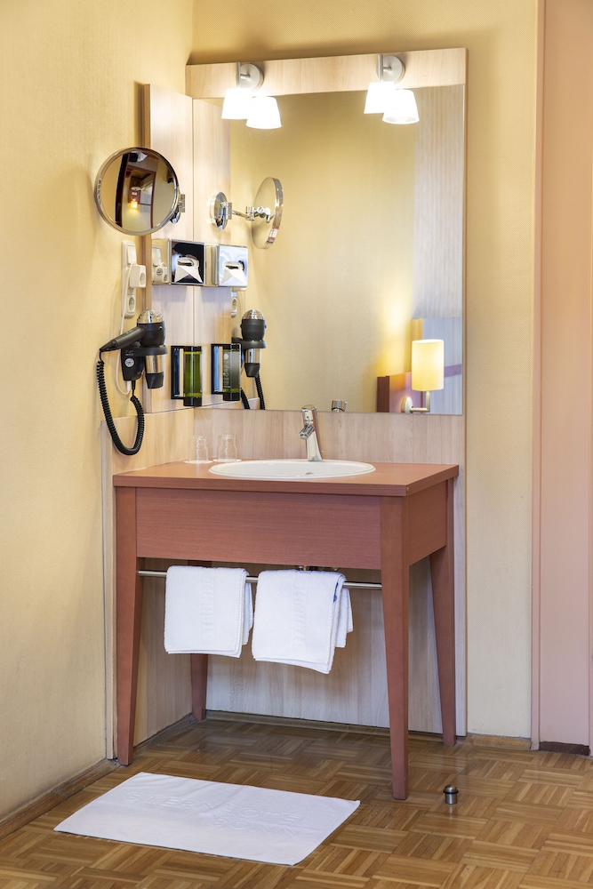 ACHAT Sternhotel Bonn 8/47
