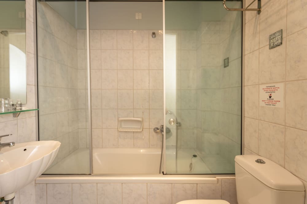 Opera Blue Hotel Gouvia - Across Hotels & Resorts 63/65