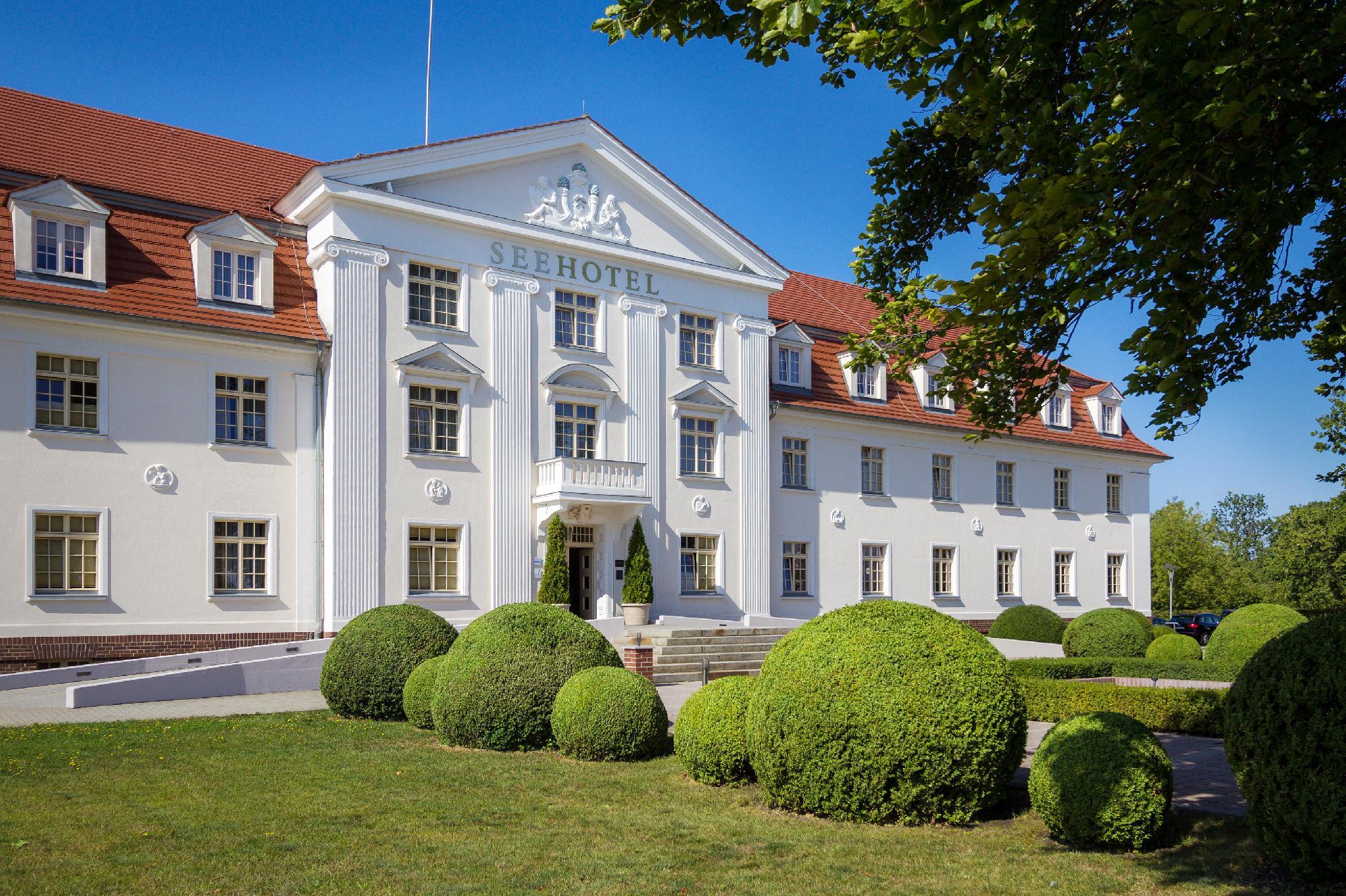Seehotel Grossraeschen 31/32