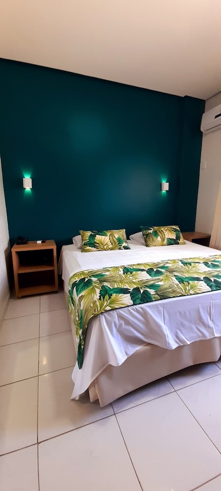 Lagoa Quente Hotel 36/60