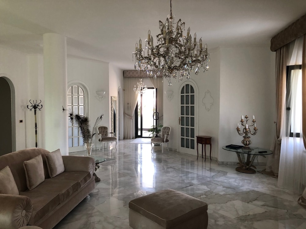Villa Nicolaus 27/47