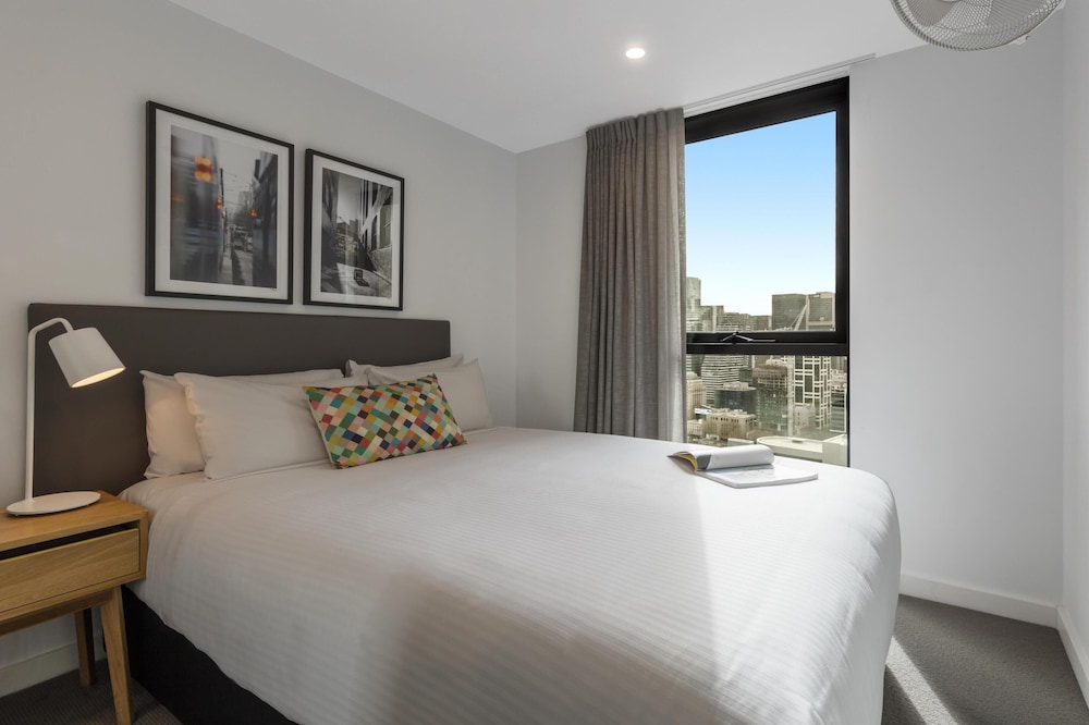 Oaks Melbourne Southbank Suites 13/47