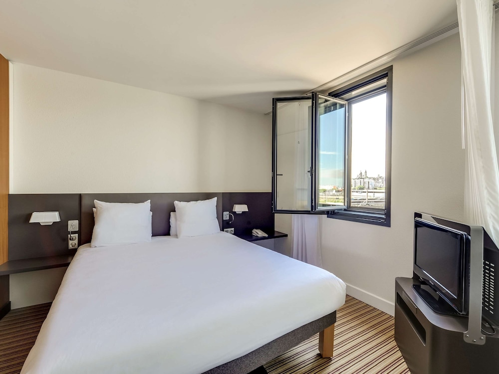 B&B HOME Paris Nord 18eme 22/57