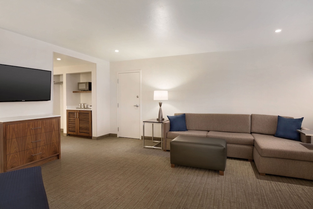 Delta Hotels By Marriott Helena Colonial Ex Radisson Colonial Helena 39/57