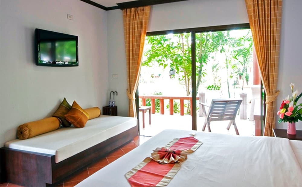 DELUXE, BUNGALOW, COURTYARD AREA