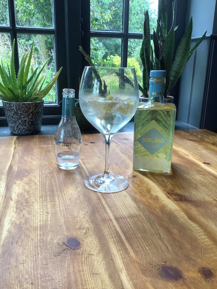 The Wharf House 24/43