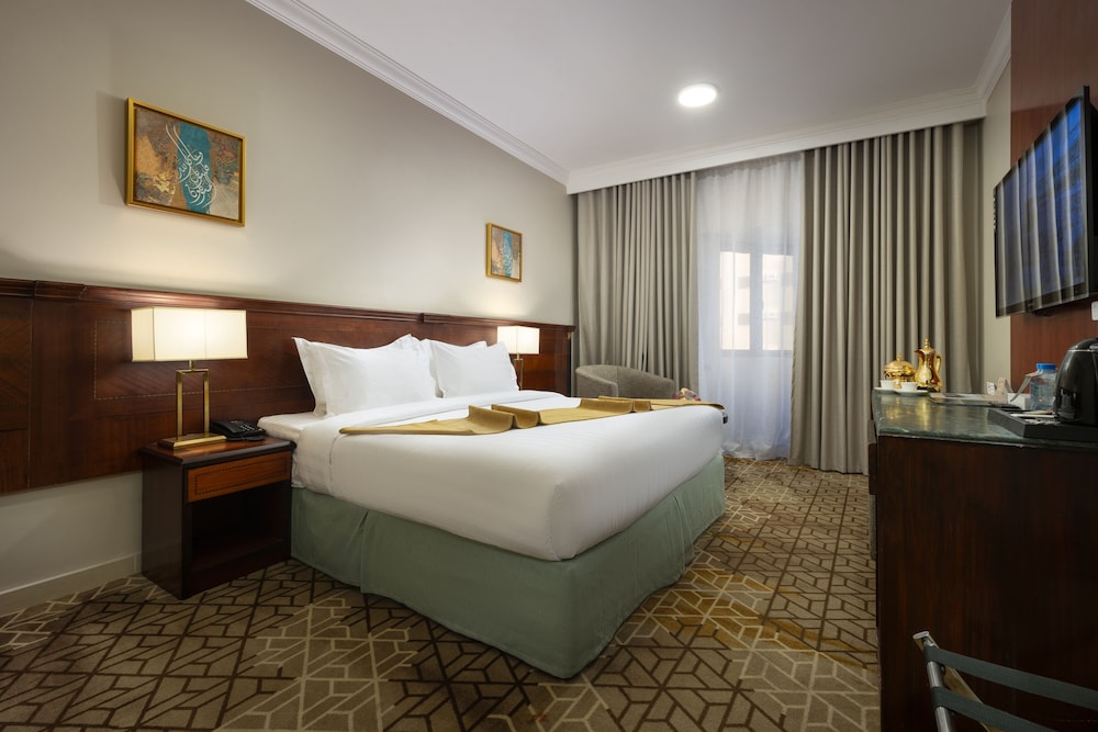 فندق اعمار المنار(Emaar Al Manar Hotel) 15/37