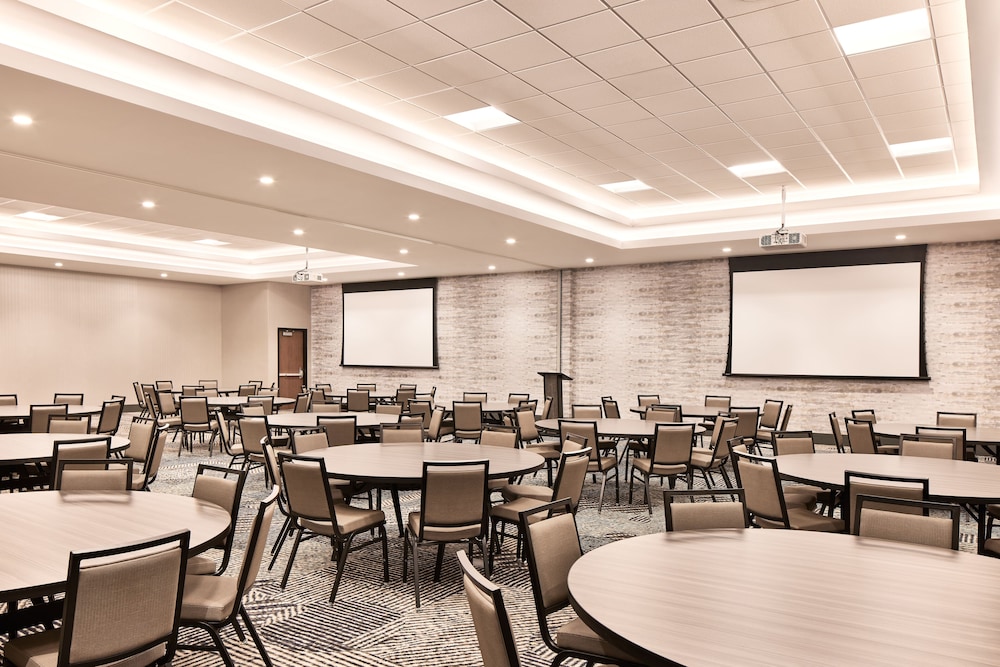 Hyatt Place Phoenix Downtown 47/54
