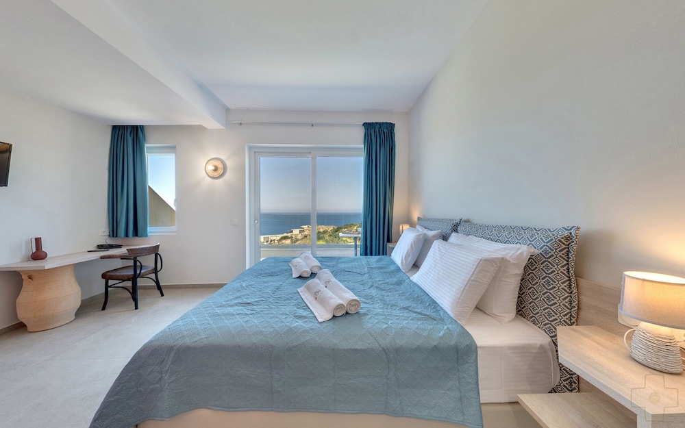 Spiros Soula Hotel 17/84
