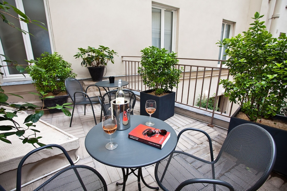 Hotel Du Printemps 36/45