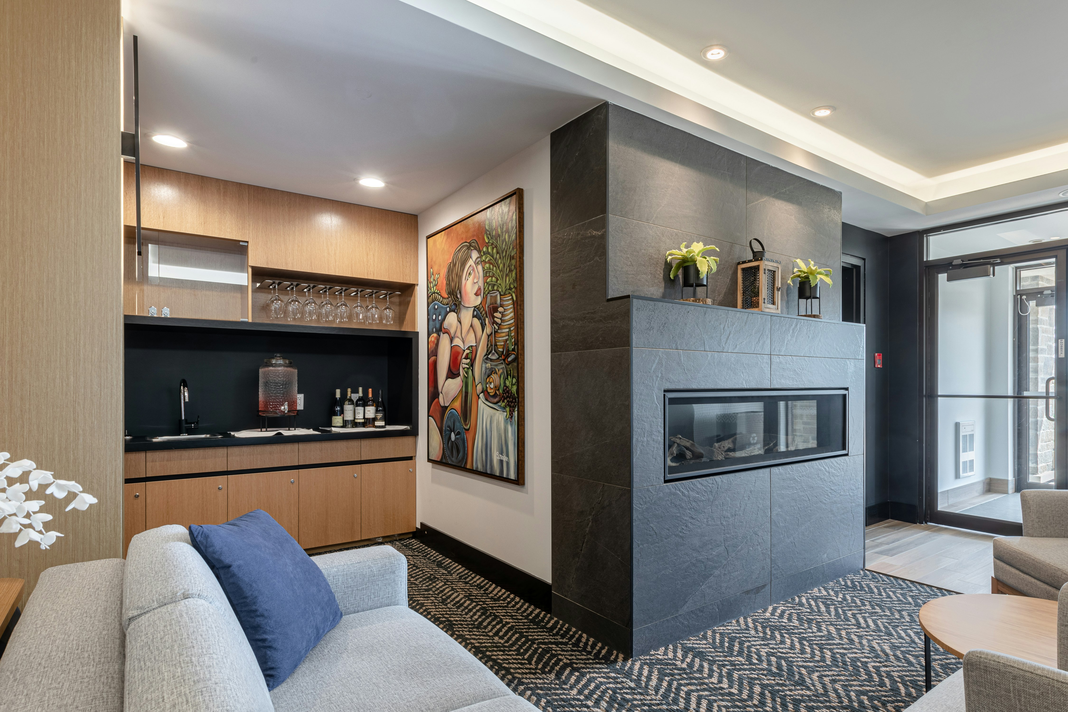 Doubletree By Hilton Quebec Resort 10/30