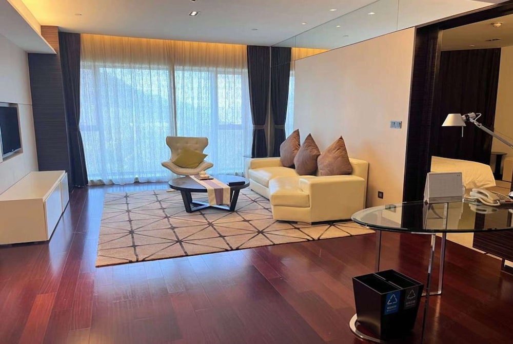 Wyndham Garden Yuhuan Downtown 22/65