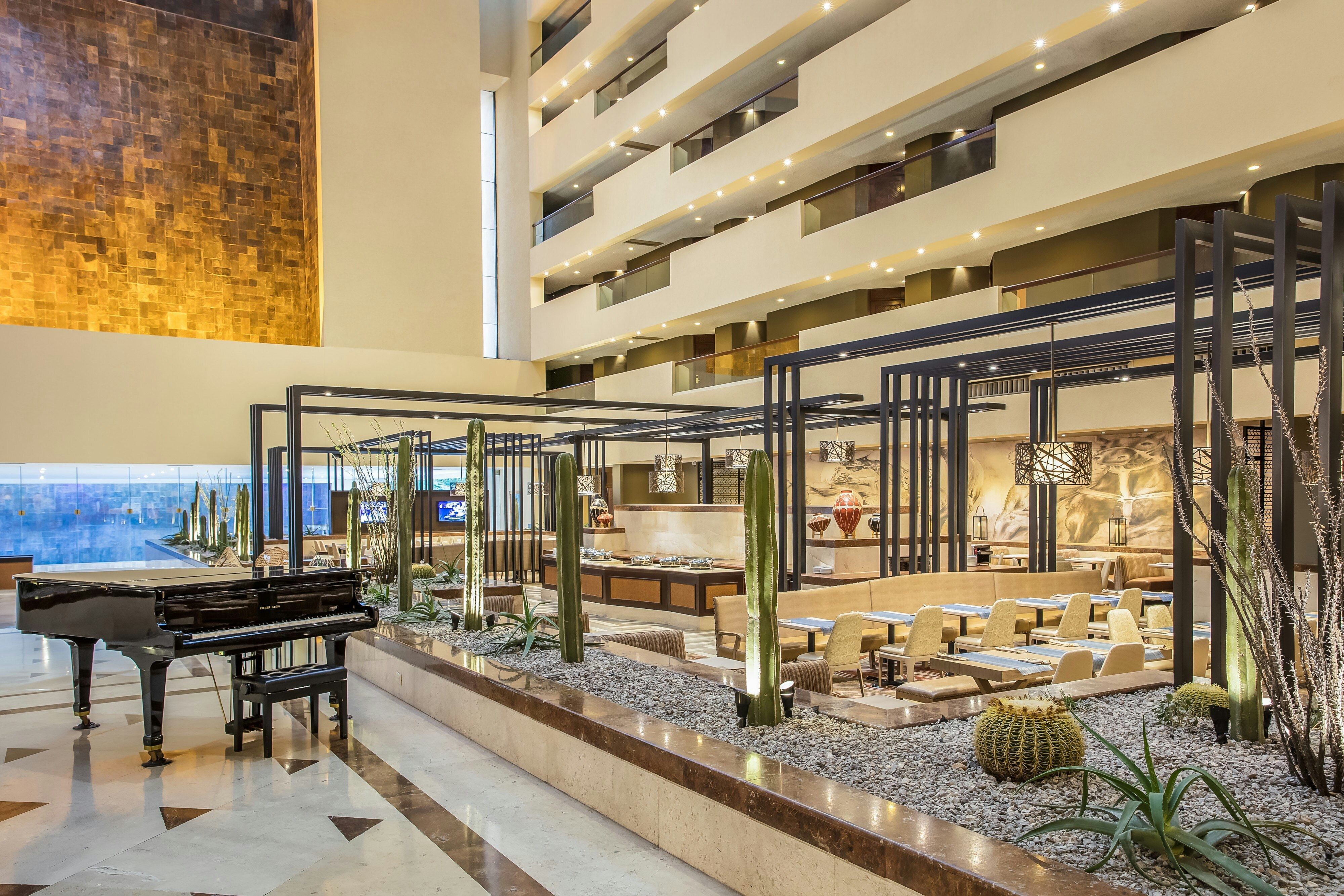 Sheraton Chihuahua Soberano 6/40