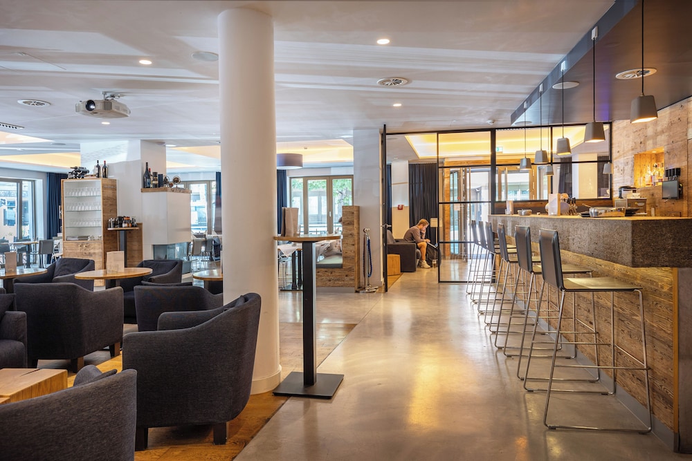 Bayer 89 Vi Vadi Hotel 41/51