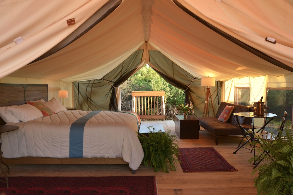 Firelight Camps 12/44