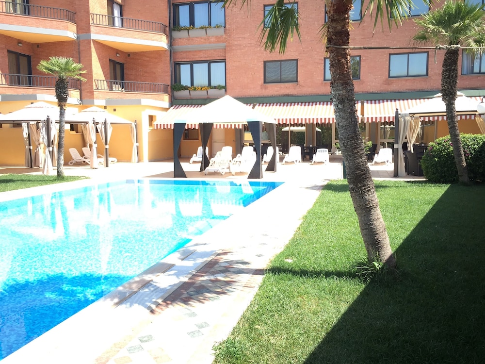 Hotel Grillo 7/62