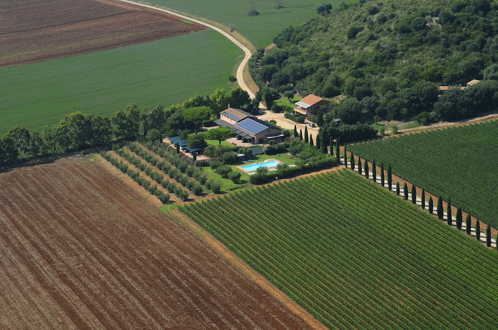 Agriturismo Fattoria Il Casalone 33/40