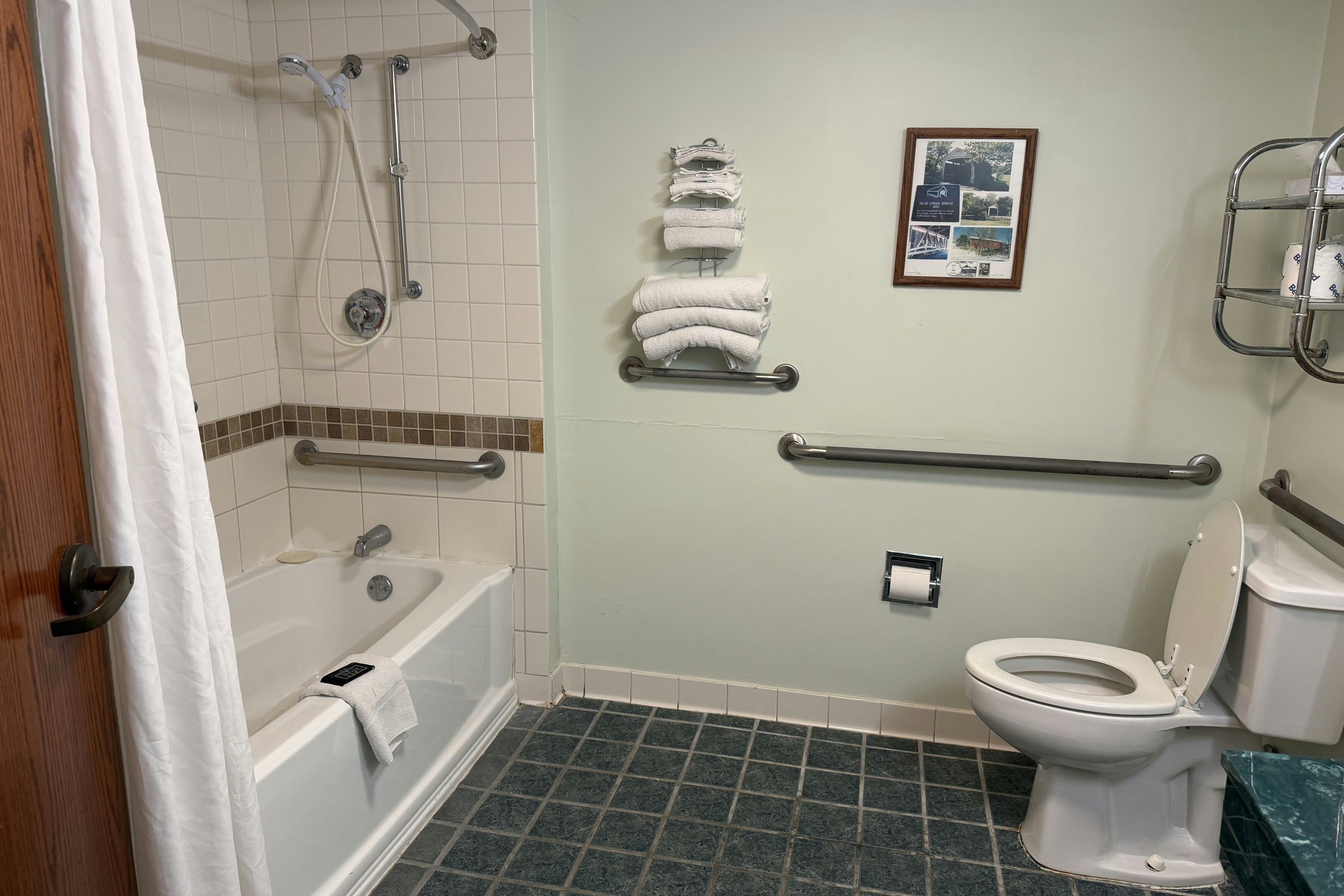 Econo Lodge Rockville 73/75