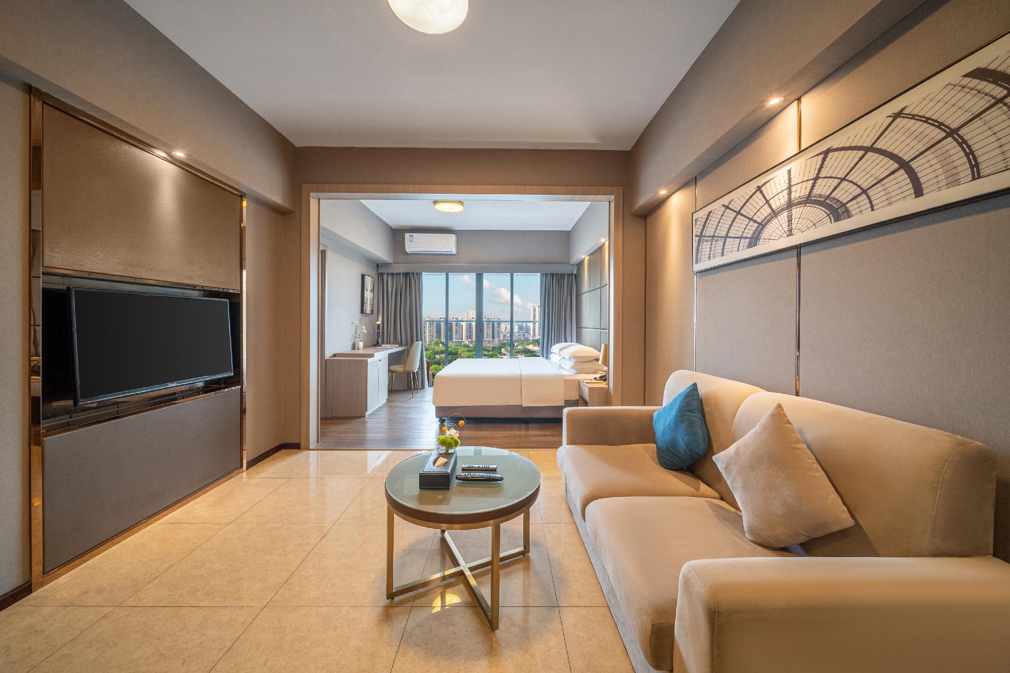 Dossen, Executive, Suite