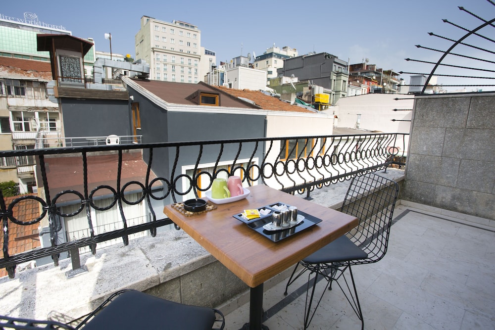Hot Residence Taksim Square 57/62