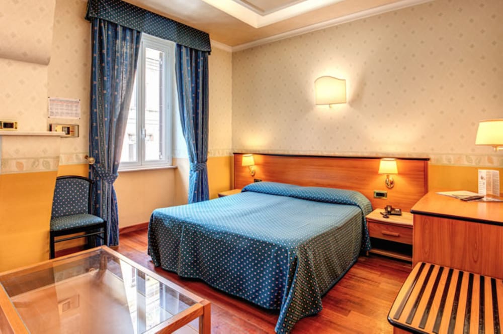 Hotel Verona Rome 23/56