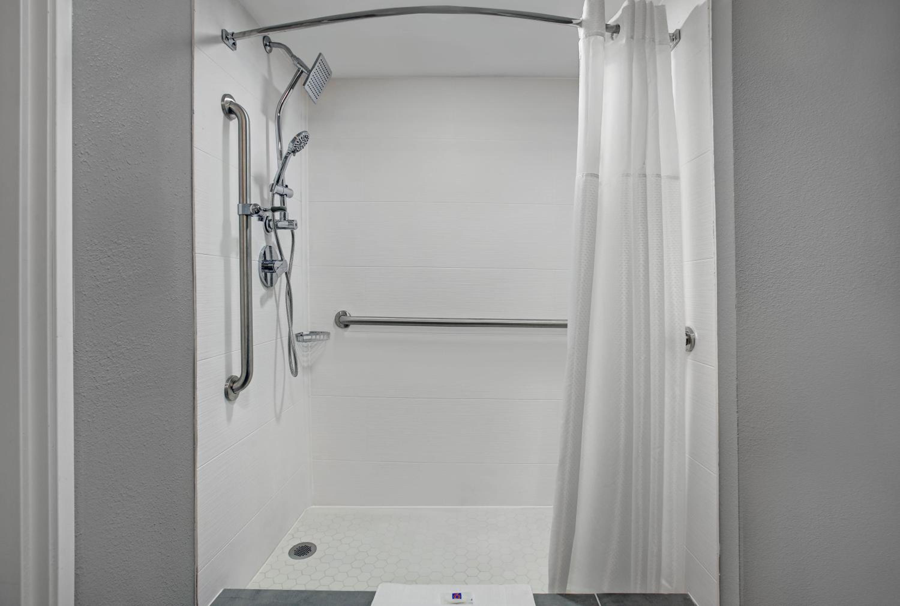 Room, 2 Queen Beds, Accessible, Motel6 Monahans, TX 8/8