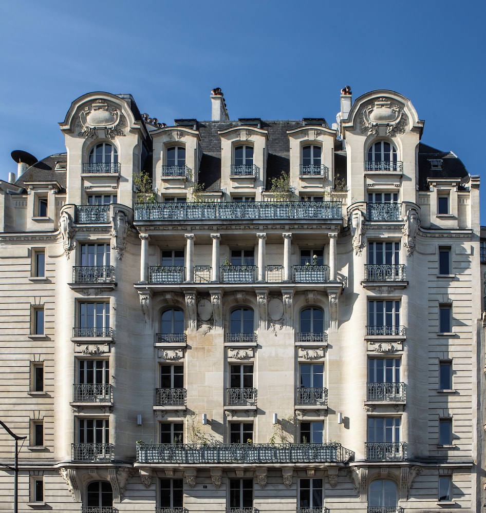 Hotel Flanelles Paris in PARIS