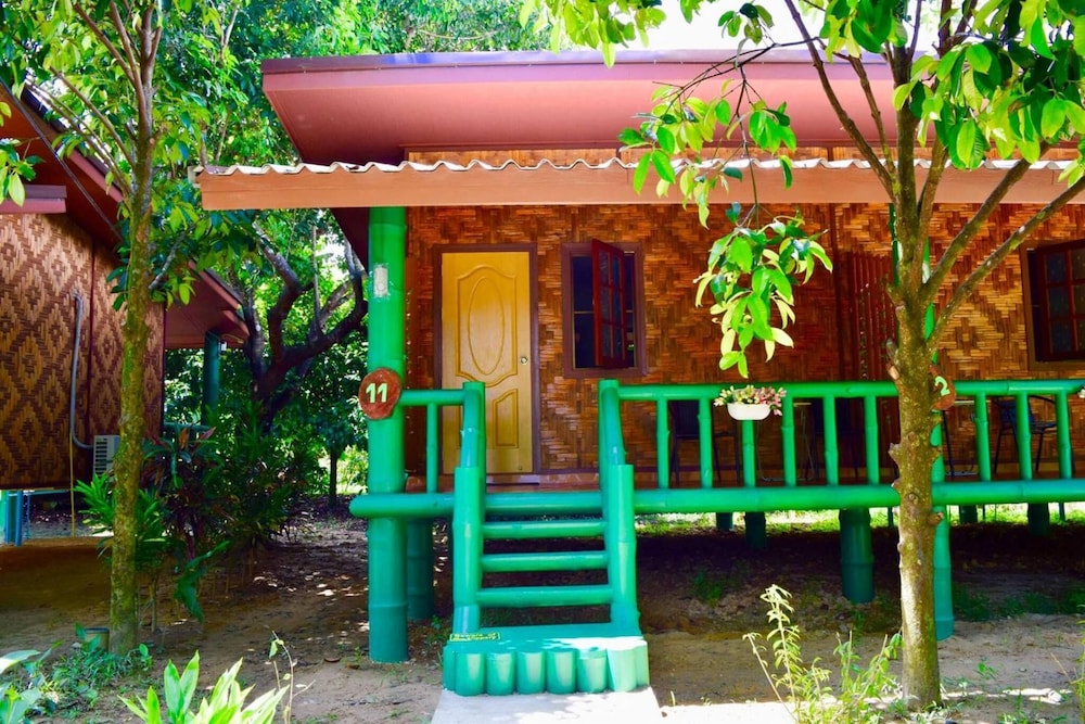 The Royal Bamboo Lodge 2/50