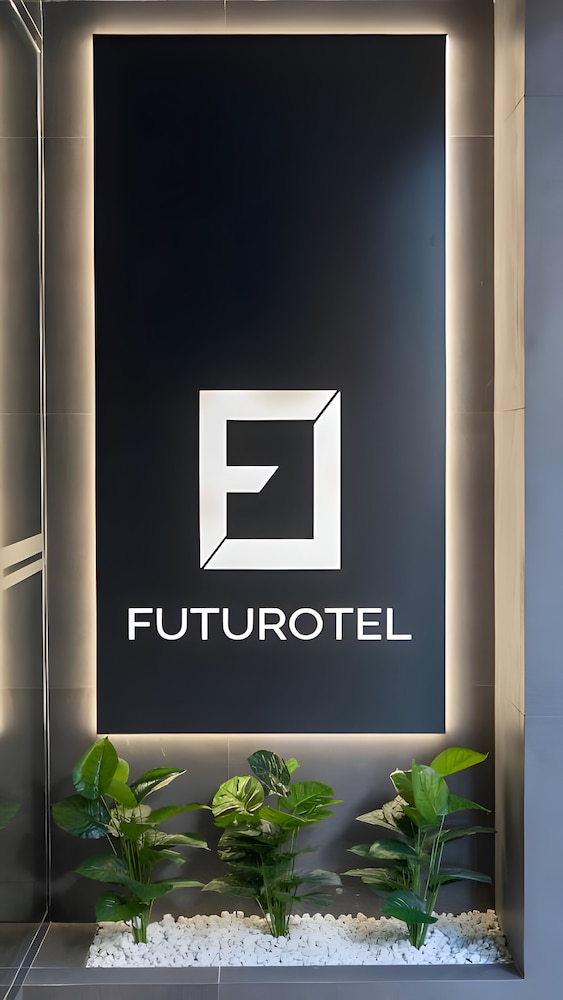 Futurotel Malagueta 2/48