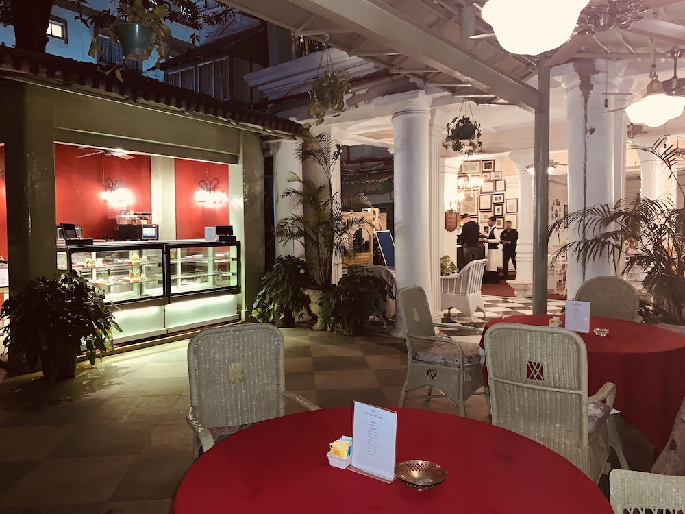 The Elgin Fairlawn Kolkata 10/60