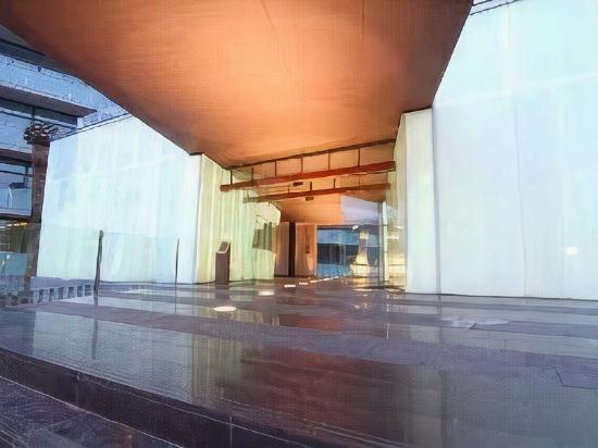 APOLO SUITES RENTALMAR 8/24