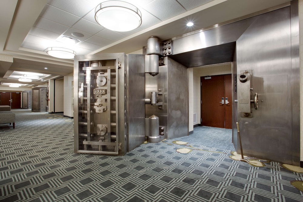 Drury Plaza Hotel Pittsburgh Downtown 2/50