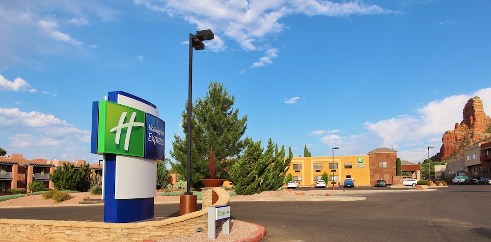 Holiday Inn Express Sedona Oak Creek 59/73
