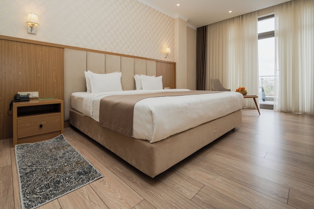 Al Anvar Hotel 23/48