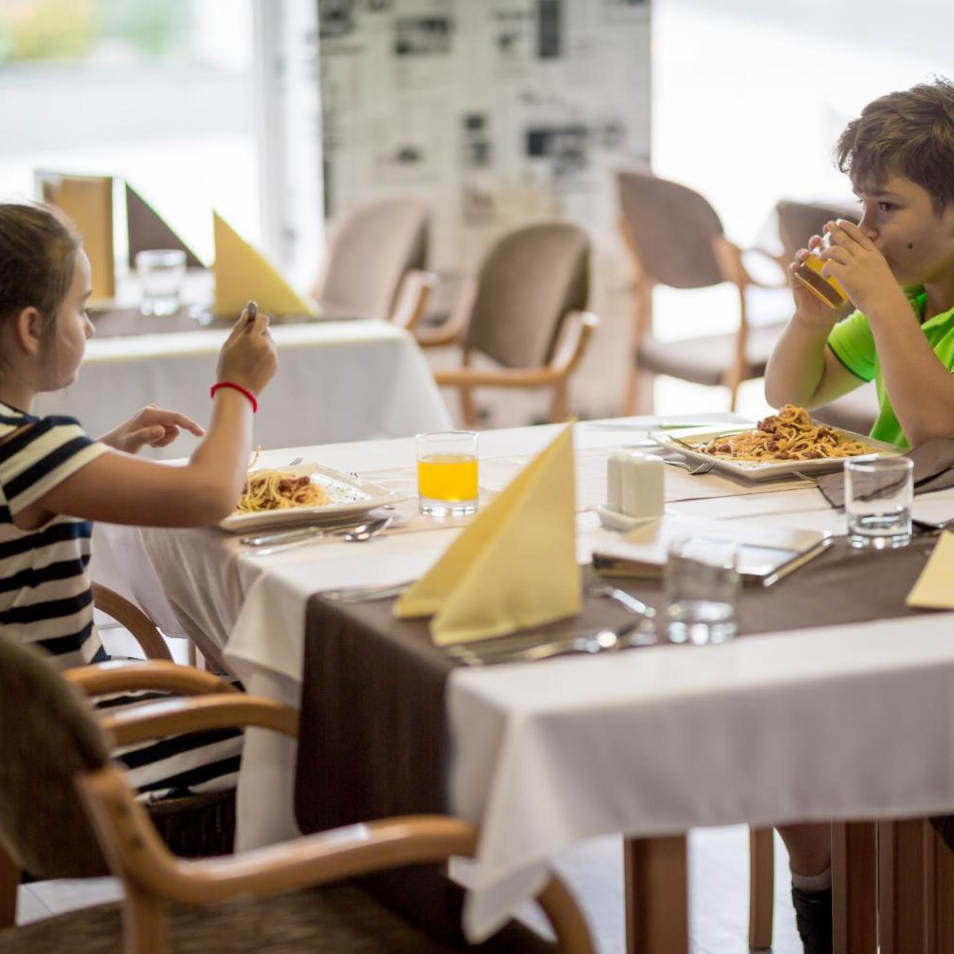 MENDAN MAGIC SPA & WELLNESS HOTEL 43/56