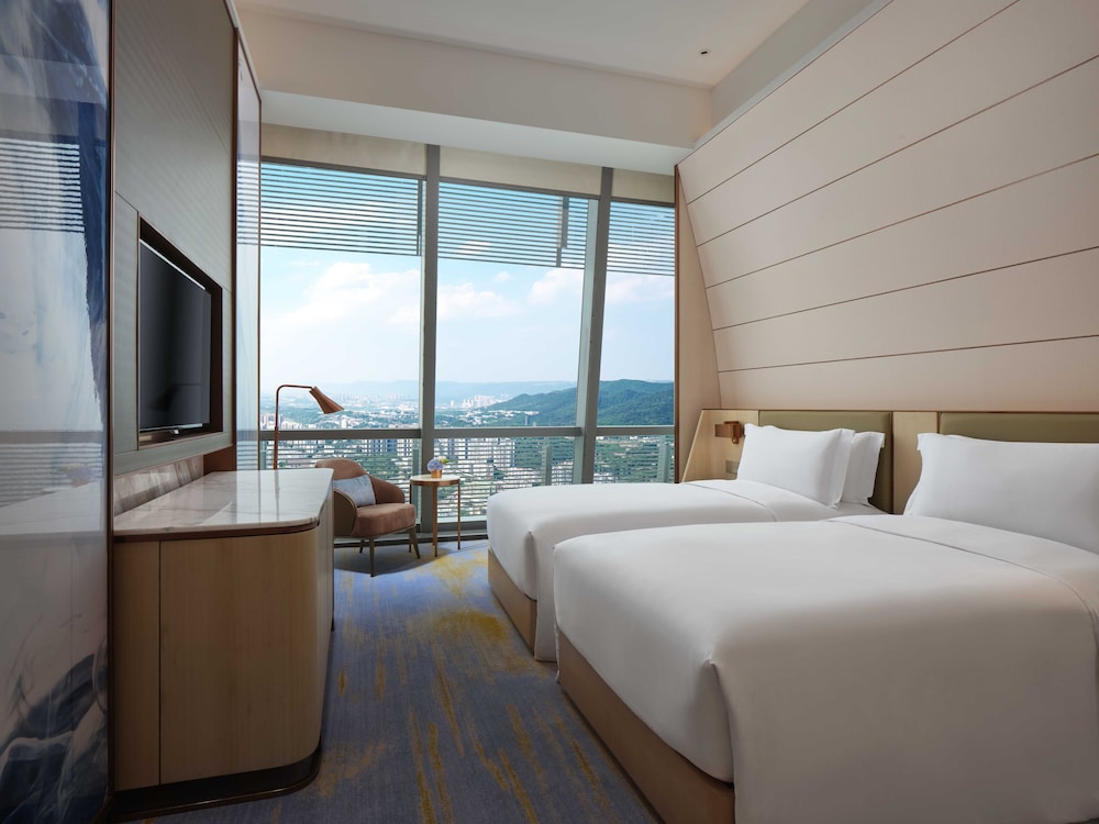 Intercontinental Chongqing Raffles City 23/70