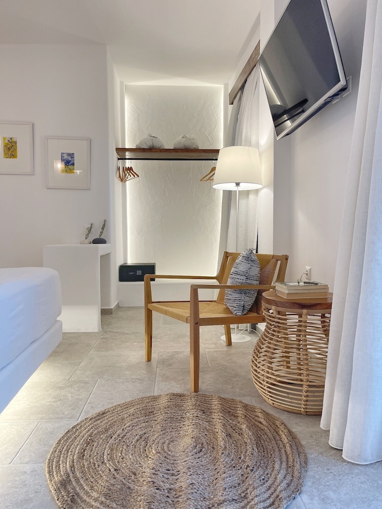 Kallichoron Art Boutique Hotel 24/73