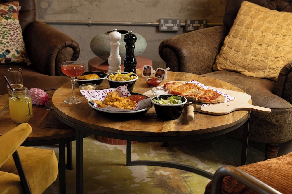 Moxy Dublin Docklands 35/48