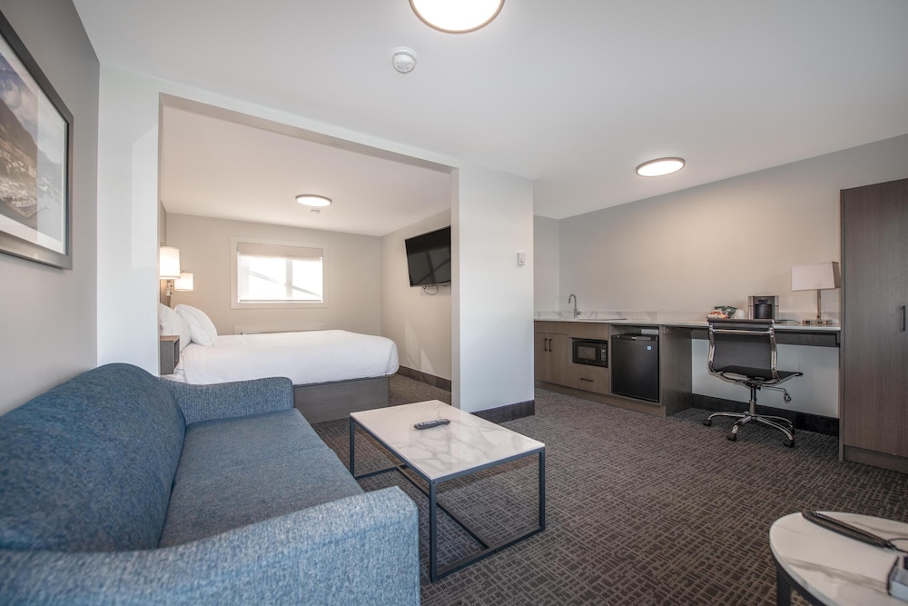 Coast Penticton Hotel 21/50