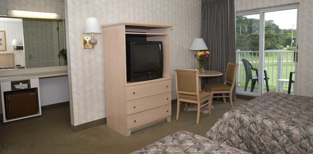 Winnapaug Inn 31/54