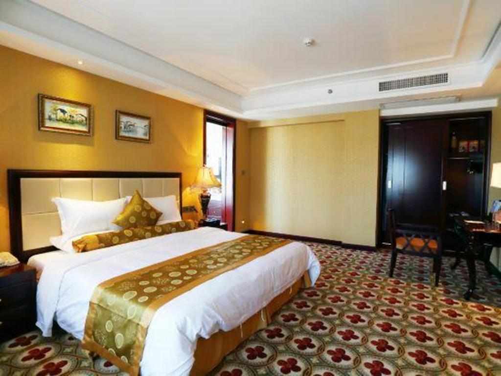 Taishan Bojue Hotel 24/69