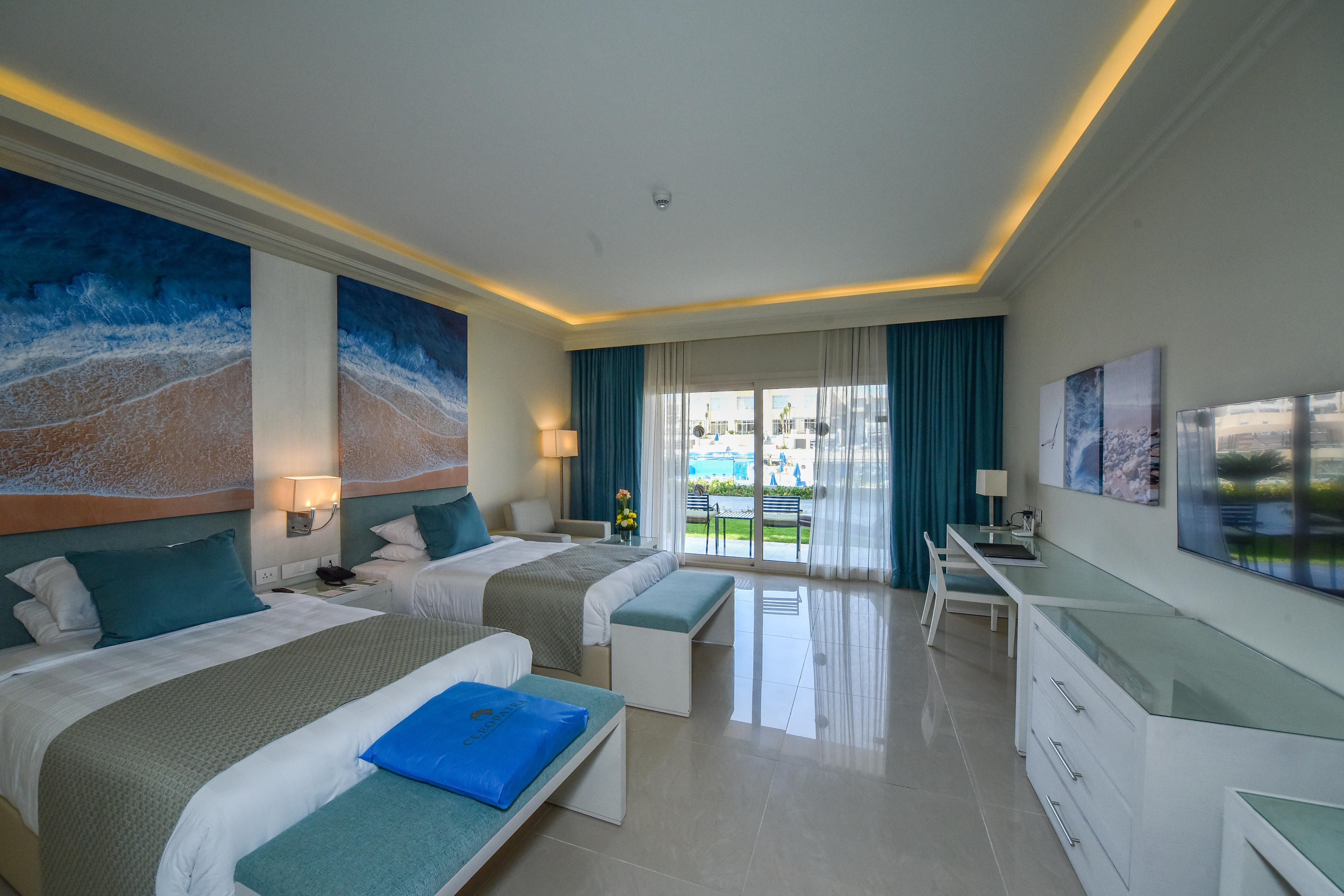 Garden, Deluxe, Double Bed, Pool View