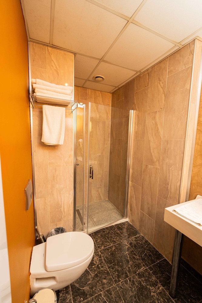 Comfort Hotel Haramidere 47/50