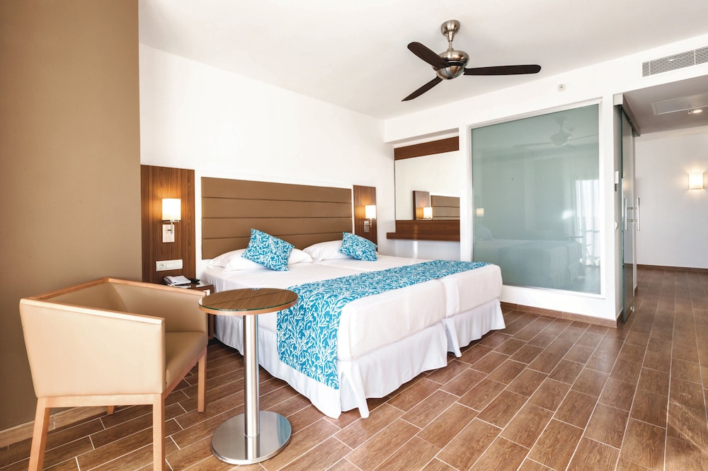 Junior Suite, Balcony