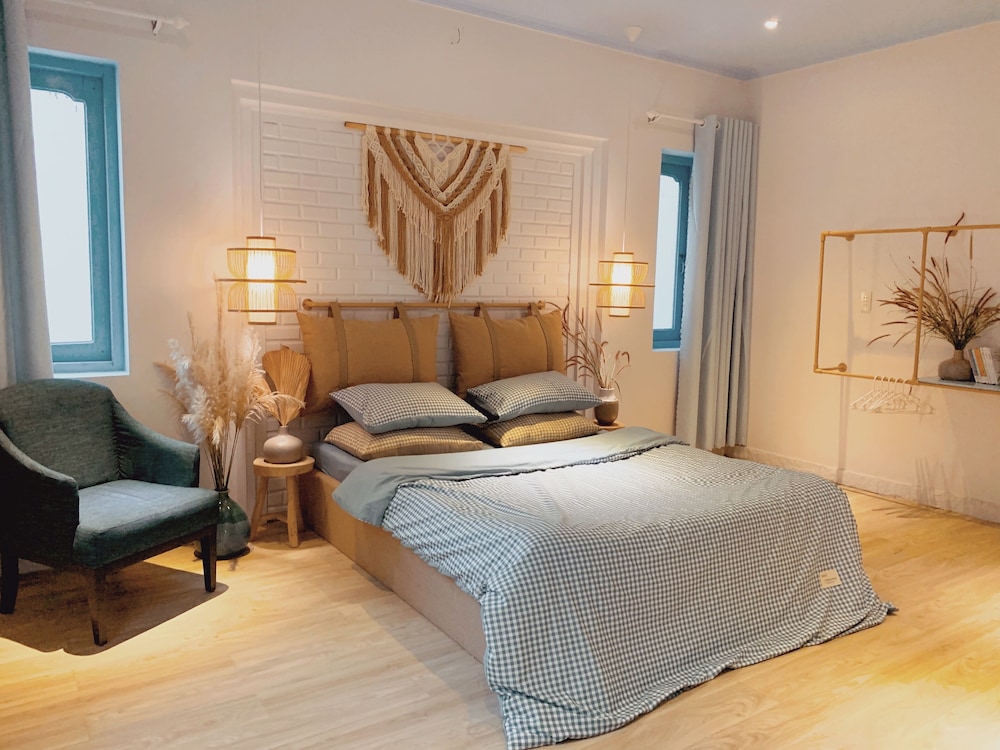 N&D Homestay 30/50