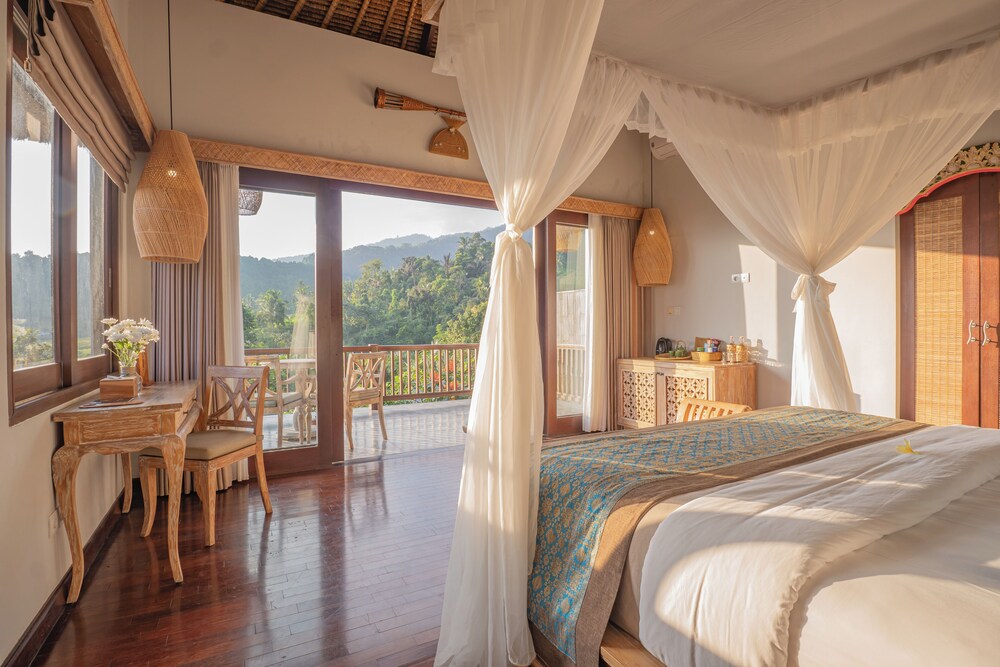 2 Bedrooms, Villa, 2 King Beds, Pool View