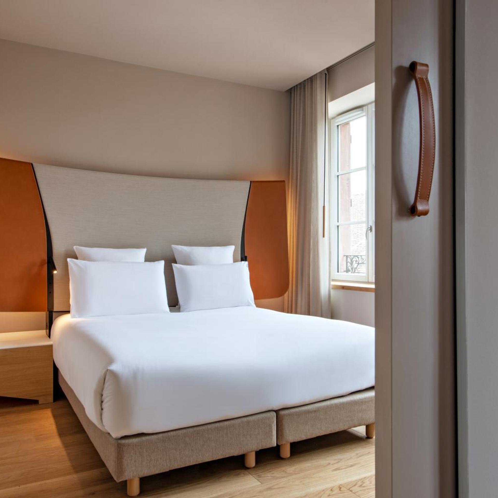 1 Bedroom, Suite