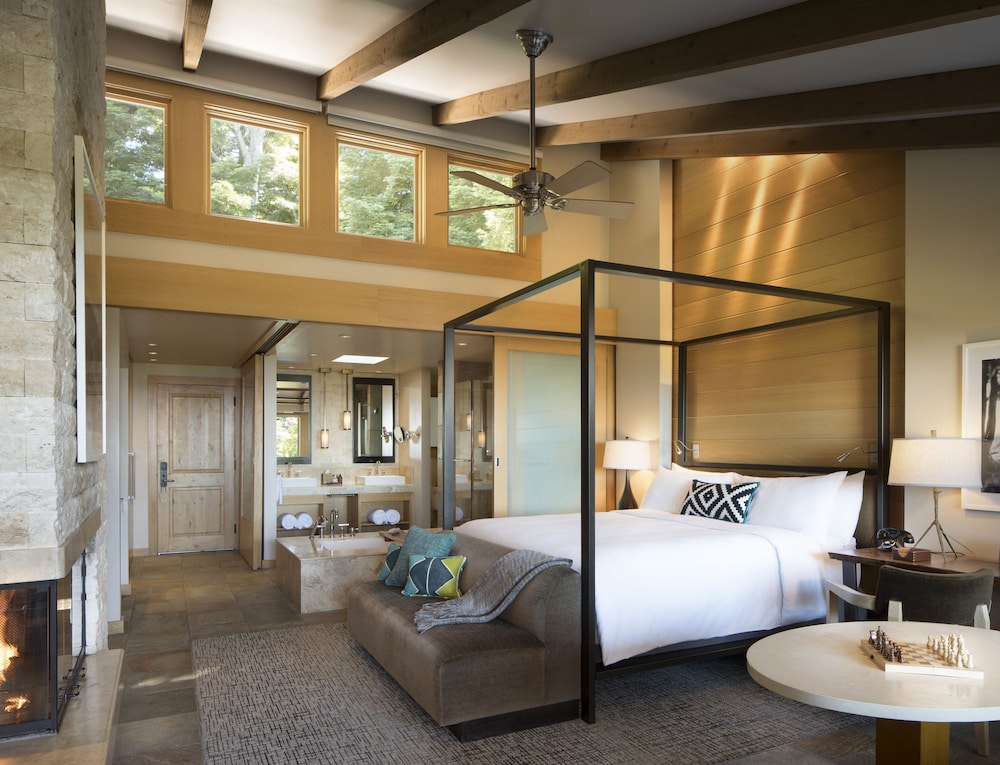 Pacific, House, King Bed